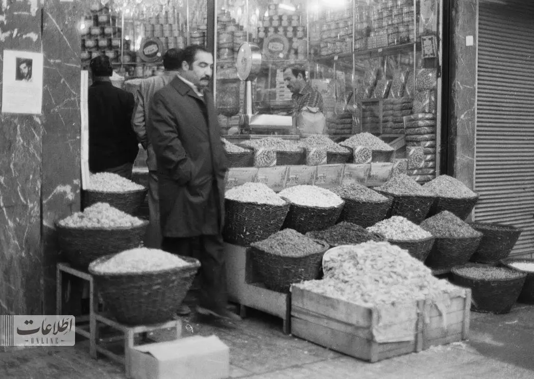 شیرینی فروشی معروف تهران، ۵۲ سال قبل+ عکس