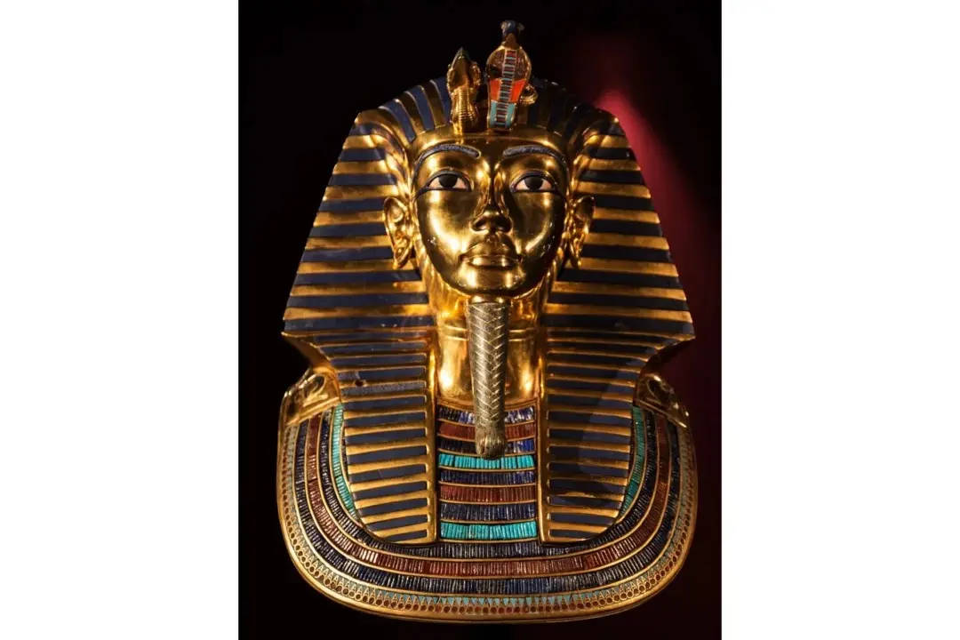 kingtut-1080x720_11zon