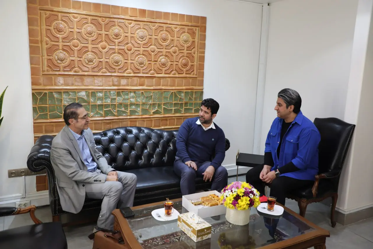 فریدون آسرایی