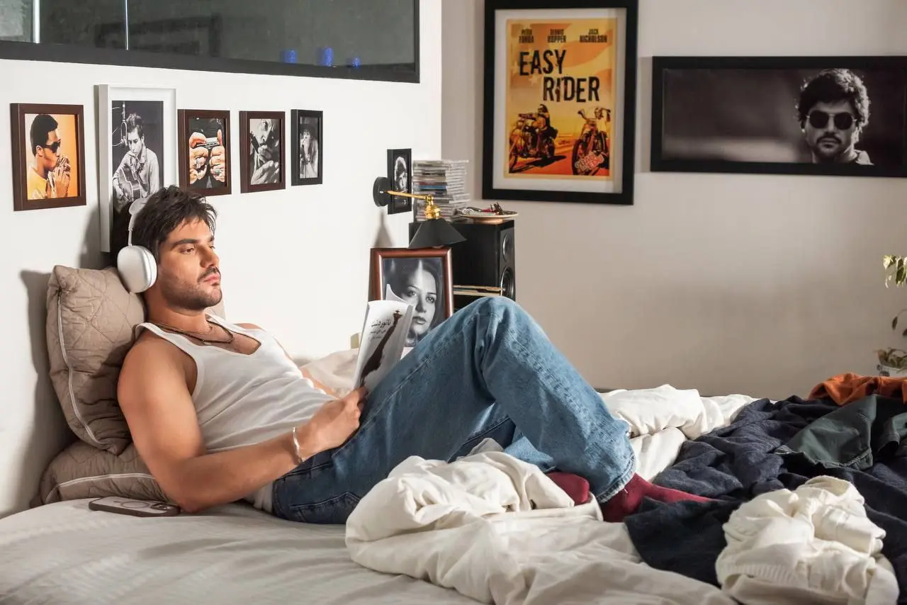 سینا-مهراد-در-بدنام