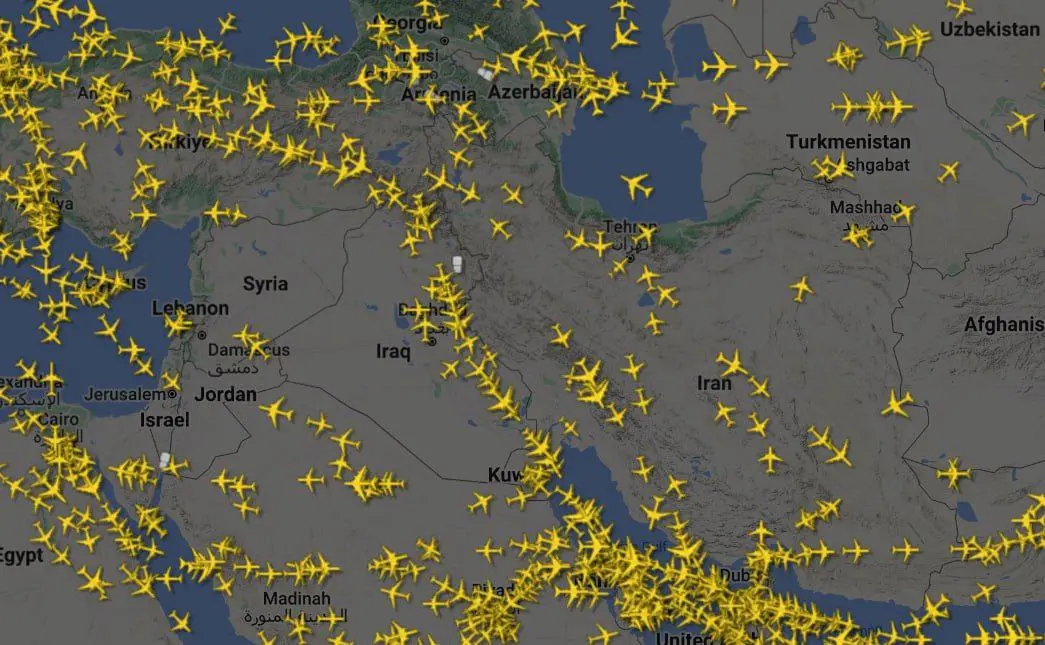 هم‌اکنون، وضعیت پروازی آسمان ایران؛ عراق و ترکیه + عکس