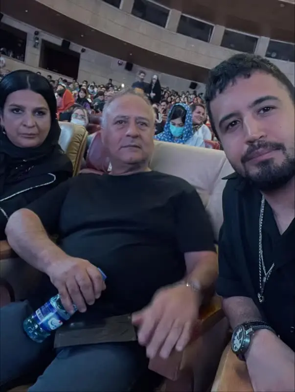 e4ecd0cc-5573-4942-9b1d-cbeb7d7fc883