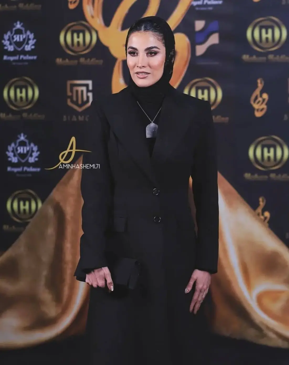 Screenshot_۲۰۲۵۱۲۲۲_۱۹۰۵۴۴_Chrome