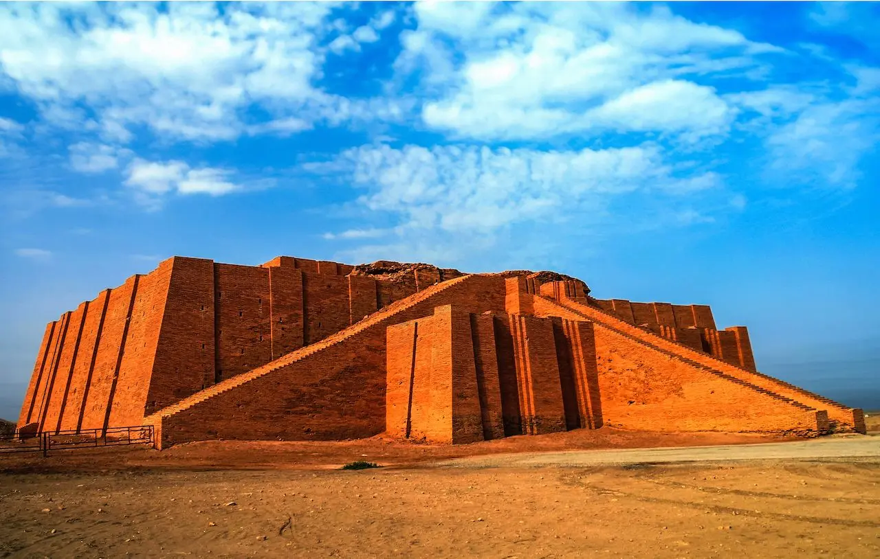 Ziggurat-of-Ur-under-blue-cloudy-skies