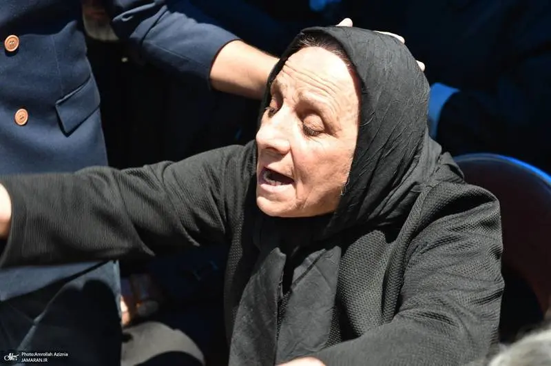 مراسم+چهلمین+روز+درگذشت+حمید+هیراد+در+بهشت+زهرا (2)