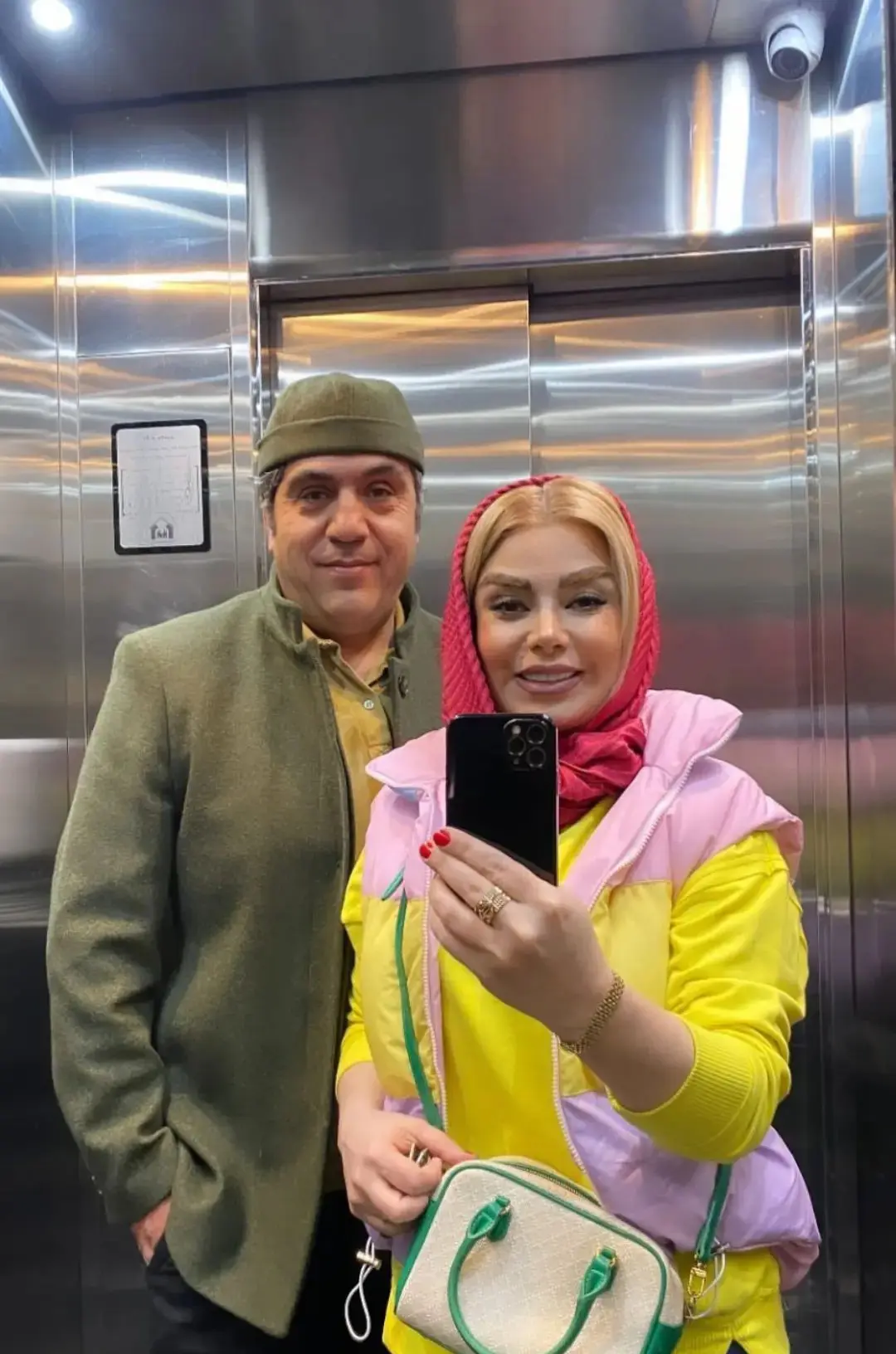 سلفی آسانسوری صبا راد و همسرش با تیپی تینیجری+ عکس