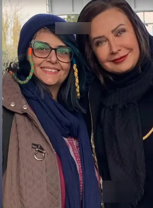 لعیازنگنه