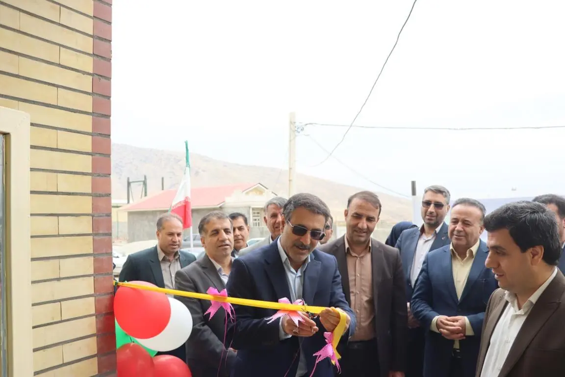 افتتاح مدرسه شهدای بانک رفاه تازه آباد کوهدشت 2IMG_1402