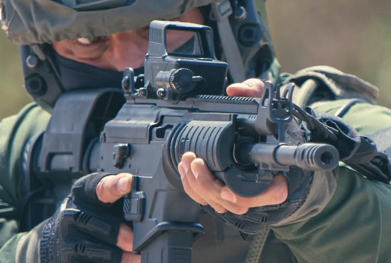 israel-weapon-industries-unveils-ace-n-52-assault-rifle