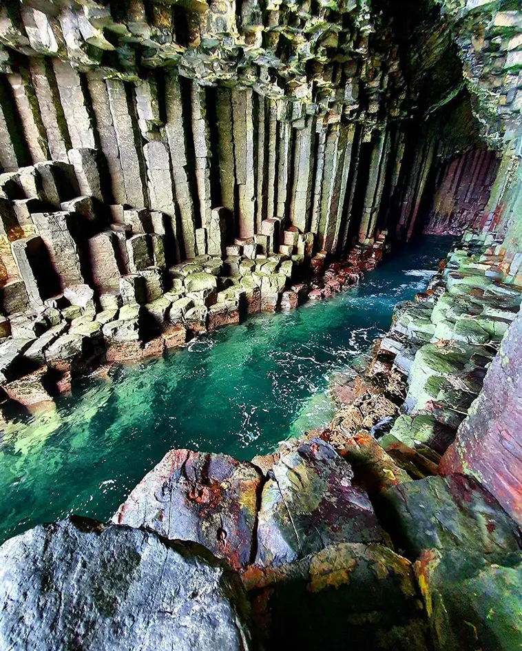 fingals-cave-3