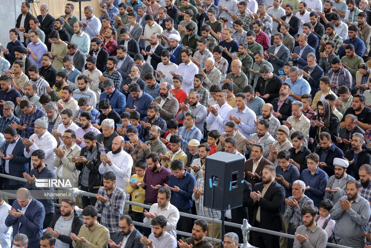 قامه نماز باشکوه عید سعید فطر