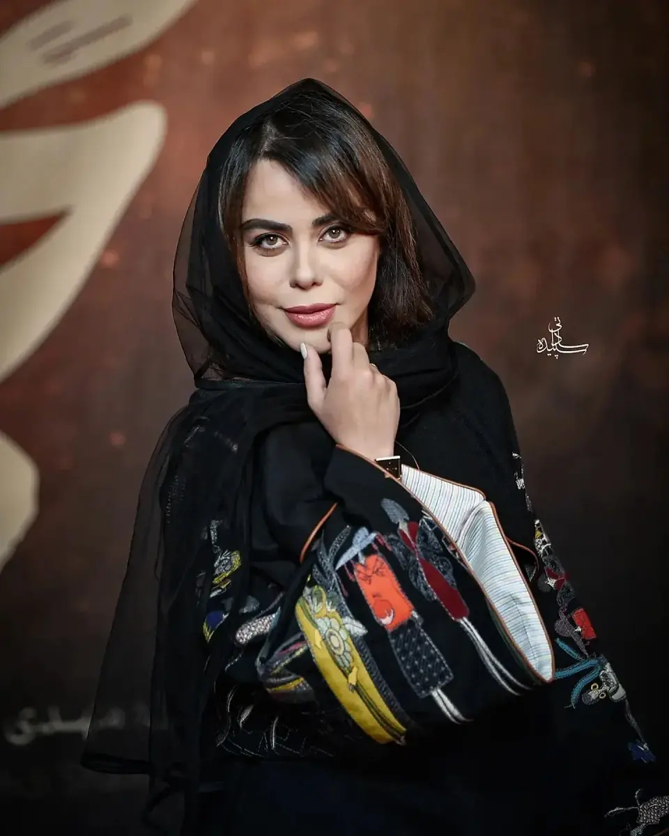 الهام-اخوان-در-اکران-خصوصی-فیلم-مجنون-1