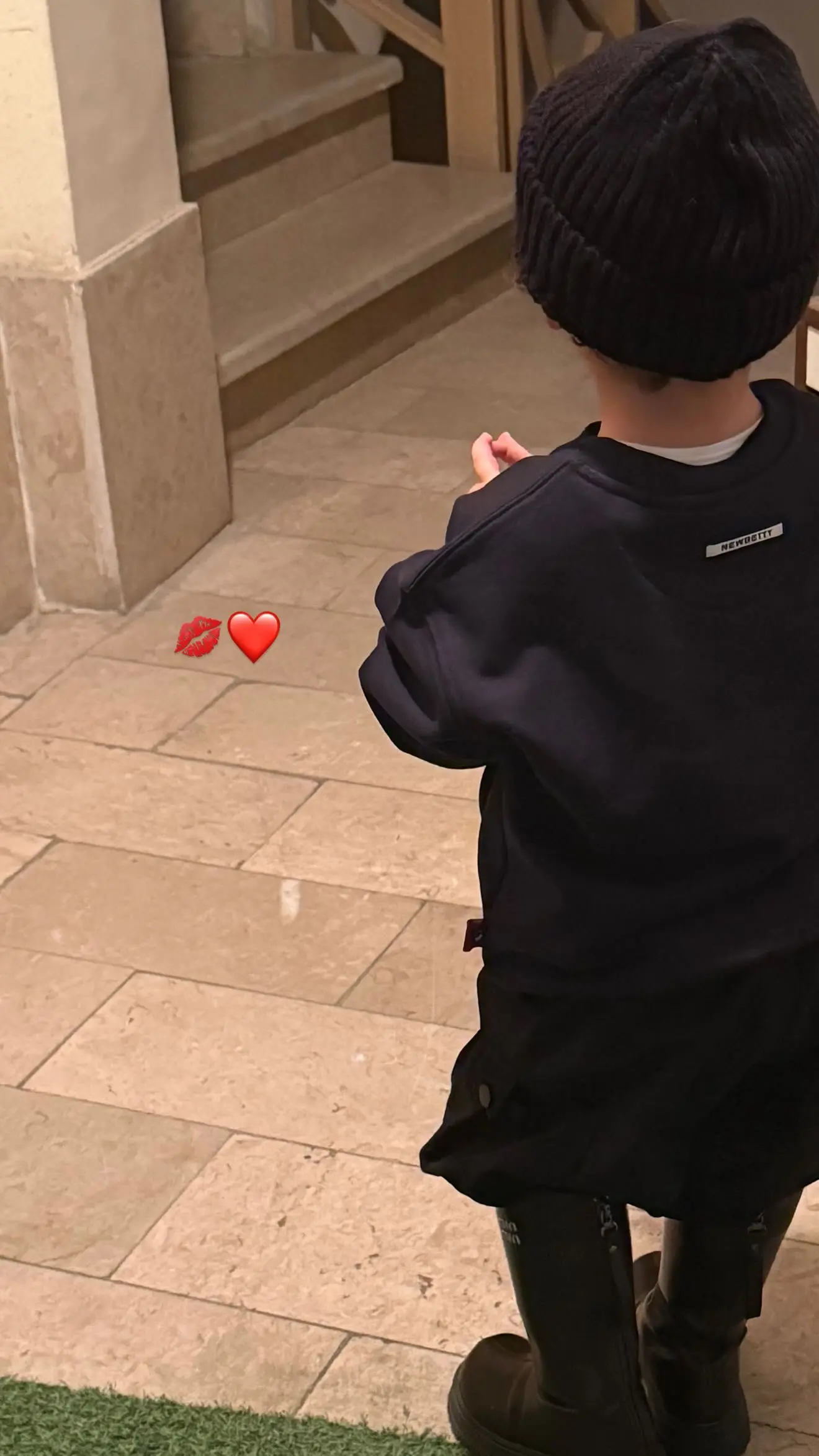 photo_2025-11-19_19-21-08