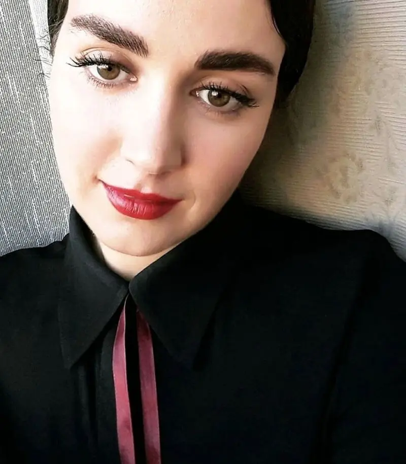 افسانه+پاکرو