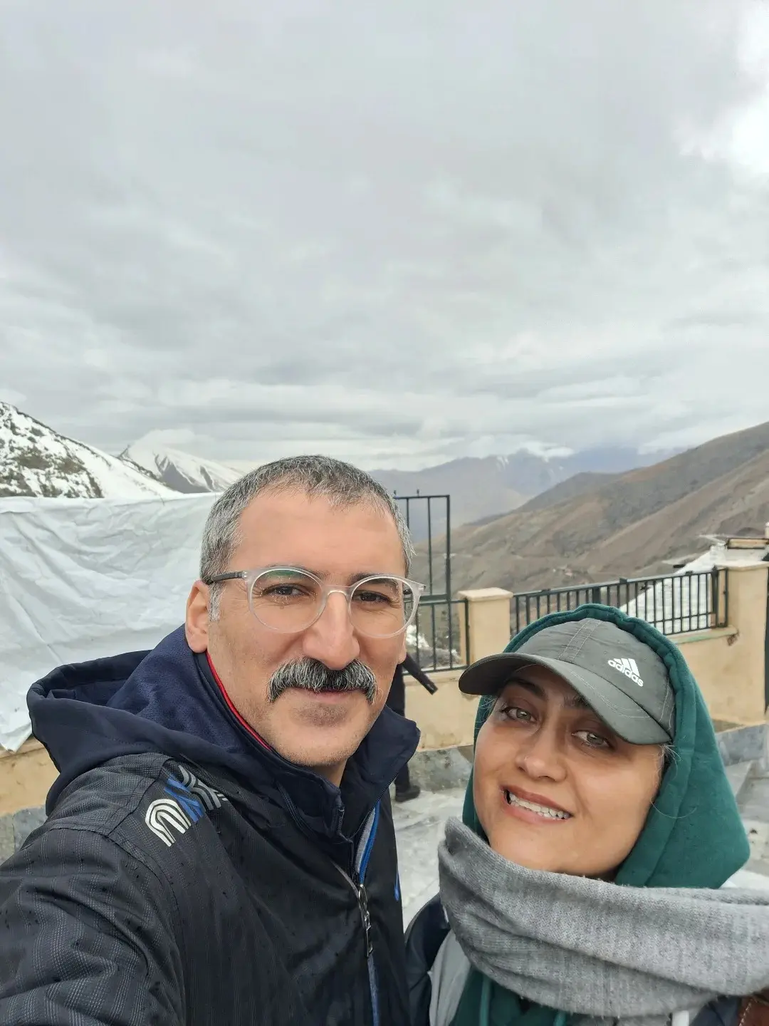 قاب دو نفره وحید آقا پور و همسرش در سالگرد ازدواج + عکس قاب دو نفره وحید آقا پور و همسرش در سالگرد ازدواج + عکس