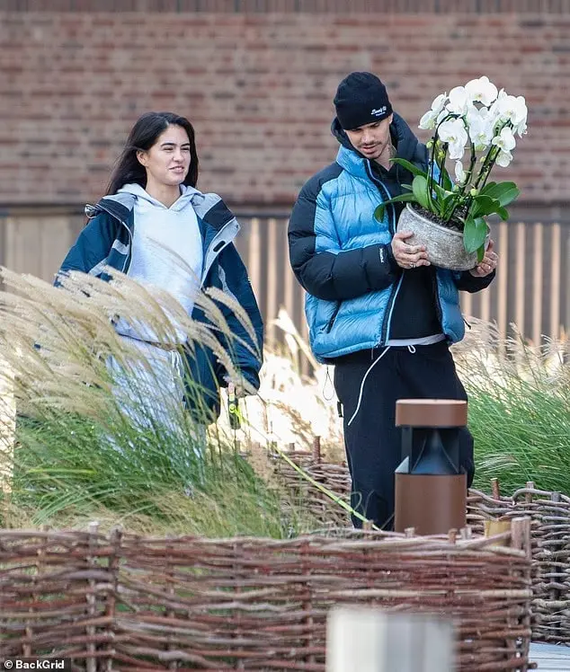 photo_2025-11-03_23-29-36