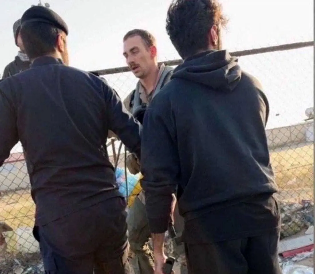 ffc6e1a3-acee-425e-a7f3-35322b76bcb0