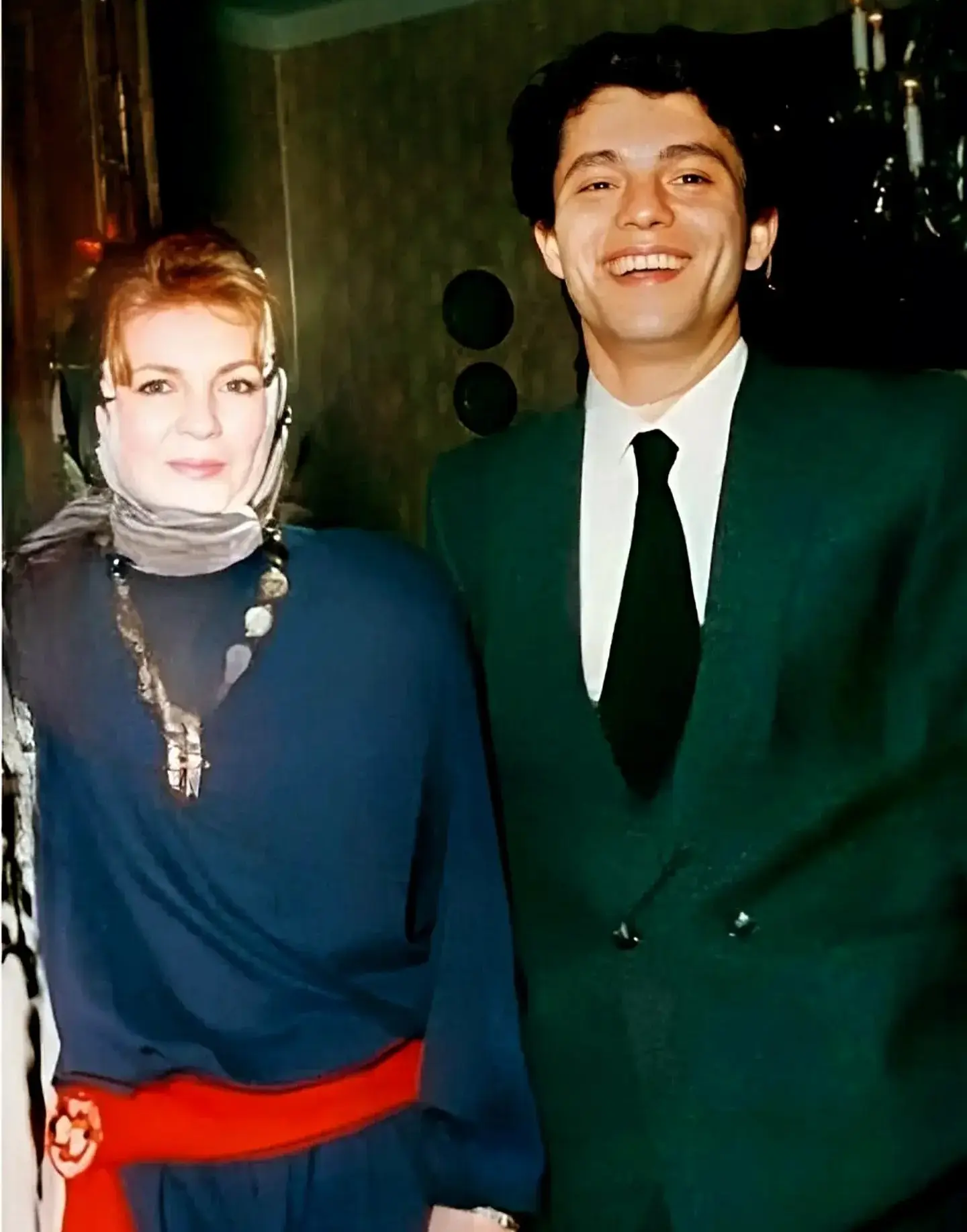 zirkhaki_fiilm_1759225748_3732978600367646803_1917305573_11zon_11zon