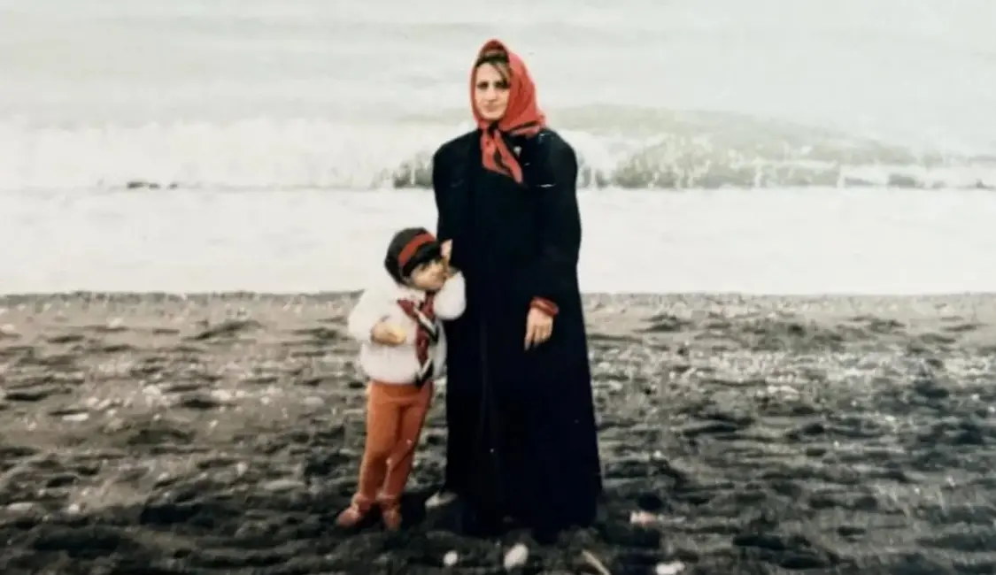 Screenshot_۲۰۲۵۱۲۱۷_۱۸۳۸۳۰_Chrome