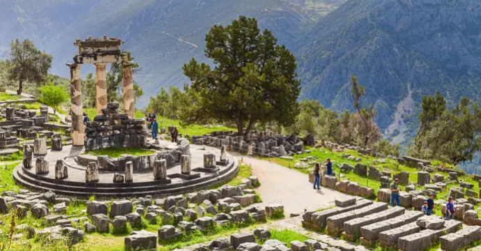 Delphi-BLOG-Greek-Ruins
