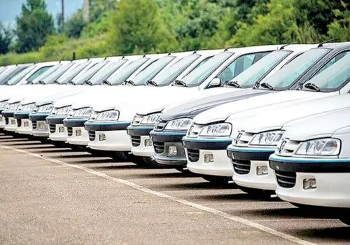 واکنش شورای رقابت به فروش 120هزار دستگاه خودرو داخلی به قیمت آزاد