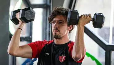 استقلالی‌ها باید خدا را شکر کنند که پزشک‌های پرسپولیس را در اختیار ندارند | مگر باکیچ رباط صلیبی پاره کرده؟