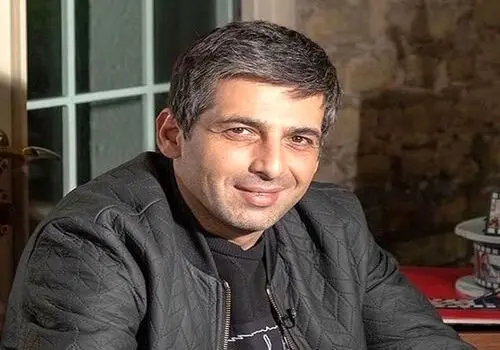 پوریا پور سرخ و حمید گودرزی در یک قاب