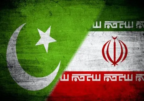 فیلم لحظه حمله ارتش پاکستان به خاک ایران

