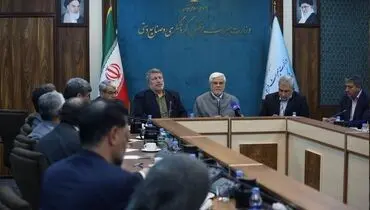 عارف به سوءاستفاده‌کنندگان از گرانی‌های ناگهانی هشدارداد