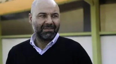  سرمربی استقلال از تهران رفت 