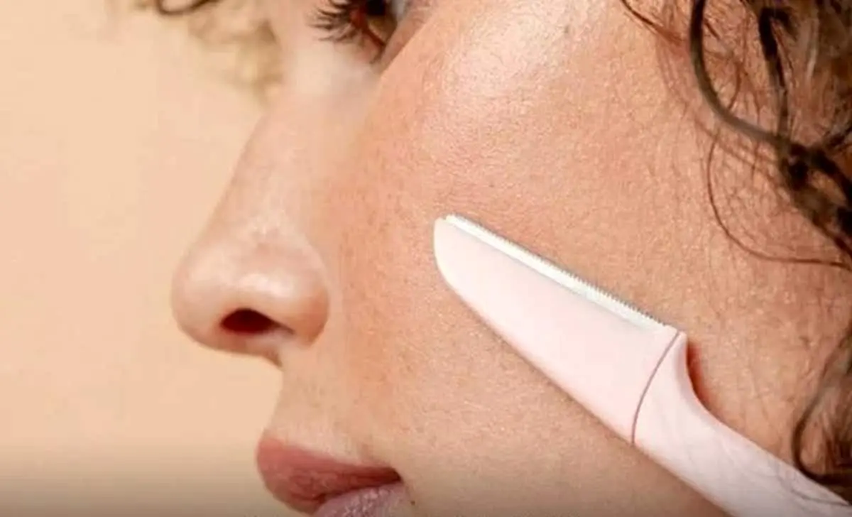 شیو کردن با ژیلت برای زنان 
