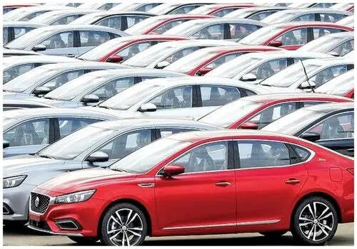 قیمت خودرو‌های ایران خودرو برای امروز پنجشنبه ۱۸ دی ۱۴۰۴ + جدول