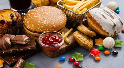 غذاهایی که باعث افزایش التهاب در بدن می‌شوند

