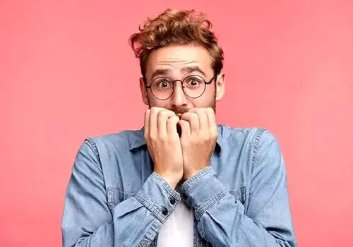 ۵ ترفند فوری برای مقابله با اضطراب در لحظه