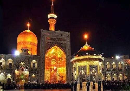 حضور بلاگرهای چینی با ۶۰ میلیون دنبال کننده در حرم امام رضا (ع) وایرال شد+ فیلم