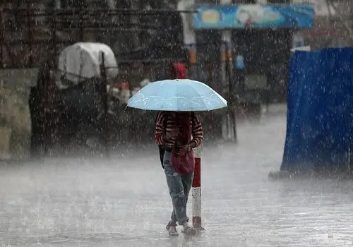 بارش های سیل آسای پدیده مانسون مردم این شهر را غافلگیر کرد!+ فیلم
