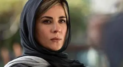 شباهت عجیب چهره سارا بهرامی به چهره جوانی مادرش / عکس
