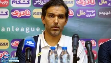  نشست خبری مورایس پیش از دیدار مقابل ذوب آهن: به تمام بازیکنان‌مان ایمان داریم