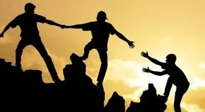 شما میانگینی از پنج نفری هستید که بیشترین وقت را با آنها می‌گذرانید؛ پس عاقلانه انتخاب کنید