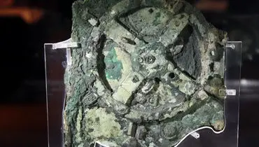 این کشف باستانی از یک کامپیوتر نجومی خبر میدهد + عکس