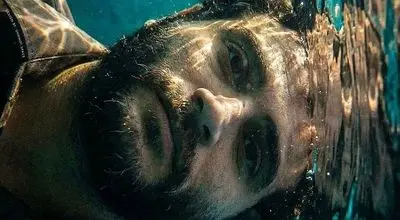 شکیب شجره و آرمان درویش در قاب‌های رسمی / فوتوکال و نشست فیلم “جانشین” در جشنواره فجر + تصاویر