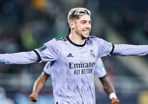  ستاره رئال‌مادرید در رادار شیاطین سرخ؛ انتقالی که دنیای فوتبال را تکان می‌دهد 