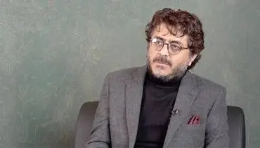 بازیگر «شیش ماهه»: مهران مدیری زیاد از بداهه‌گویی در کارهایش استفاده می‌کند