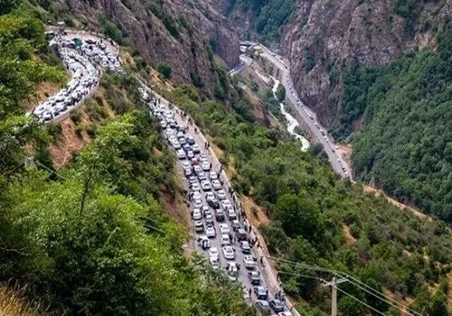 جاده‌های مازندران پر ترافیک است