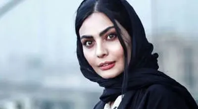 عکس تماشاییِ صحرا اسداللهی و رفیق صمیمی‌اش با چادر گل گلی