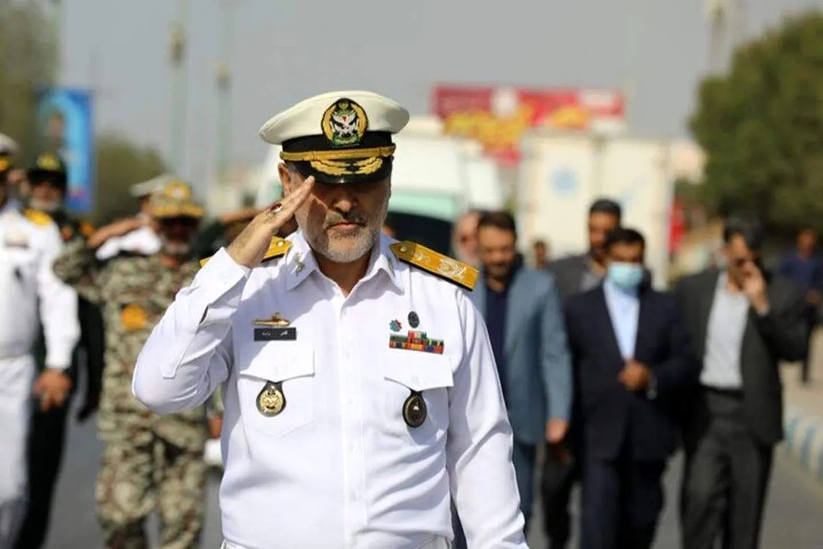 امیر وظیفه: اجازه ندادیم ناوهای آمریکایی به سمت ایران حرکت کنند