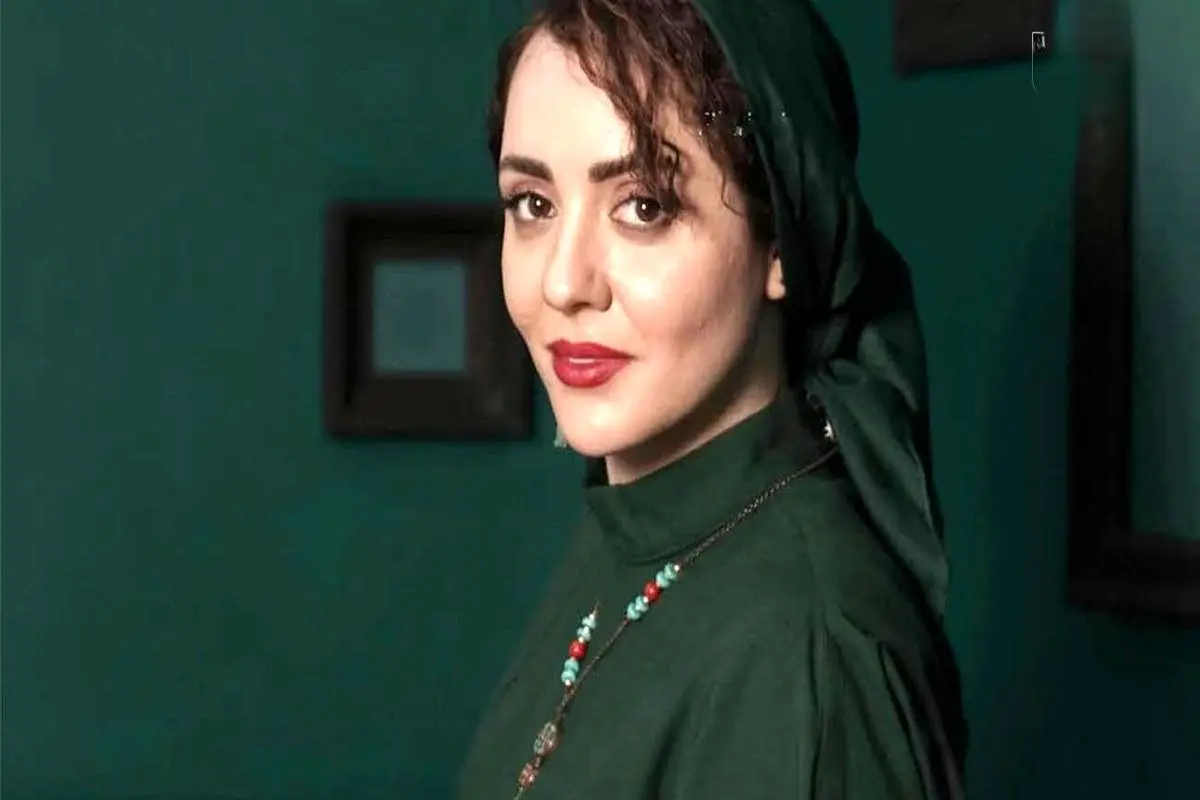 عکس‌هایی جذاب و دیدنی از حوریه مقدم در پشت صحنه "شام ایرانی"!