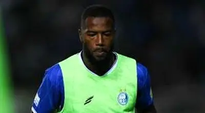 افشاگری بزرگ؛خرید ۵۵۰ میلیاردی استقلال مشکل قلبی دارد!