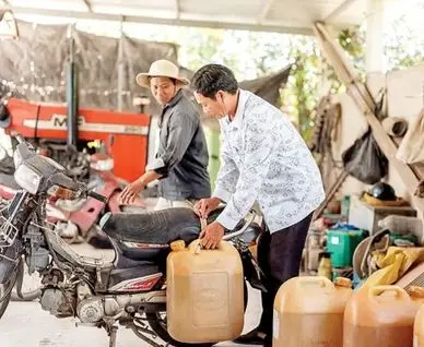 پیامدهای جنگ با ایران به کدام کشورها بیشتر آسیب زد؟ | تاثیر جنگ بر اقتصاد داخلی آمریکا محدودتر بوده زیرا... | اقتصاد جهان روی دور آشفتگی! 