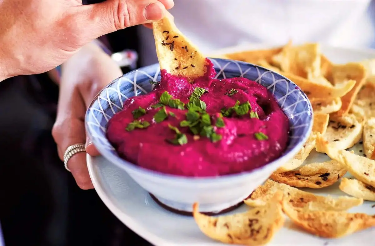 بورانی لبو؛ پیش‌غذایی سالم با خواص شگفت‌انگیز

